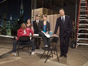 30 ROCK -- NBC Series -- Pictured: (l-r) Tracy Morgan as Tracy Jordan, Rachel Dratch as Jenna de Carlo, Jack McBrayer as Kenneth, Tina Fey as Liz Lemon, Alec Baldwin as Jack -- NBC Photo: Mitchell Haaseth 