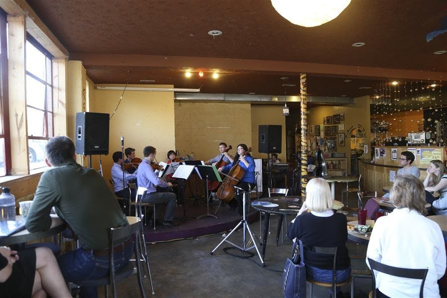 CAROUSELentRachelsCafe