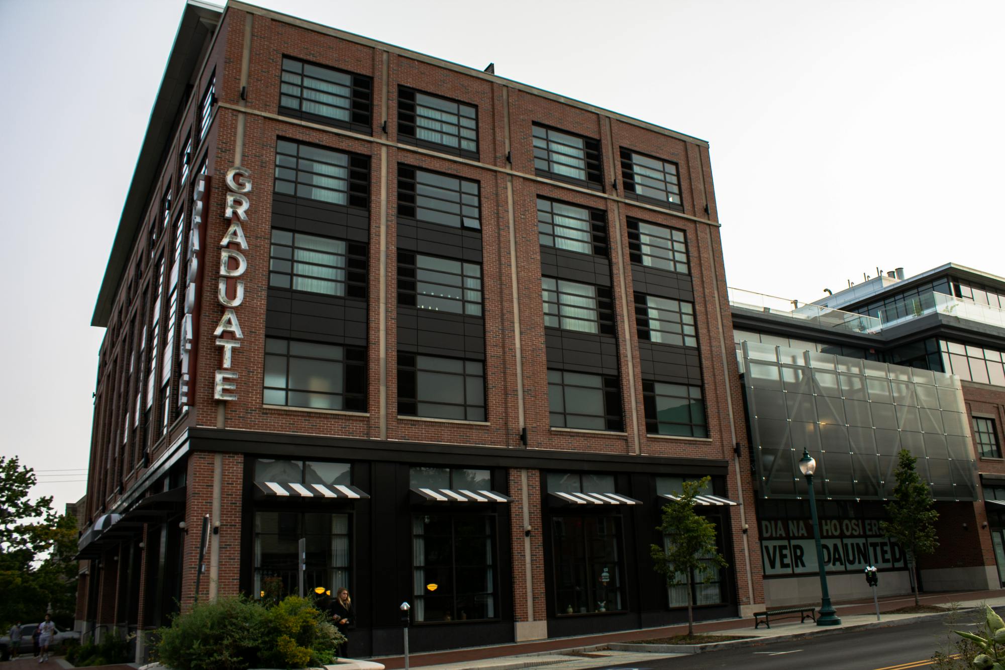 calittle5hotels042023