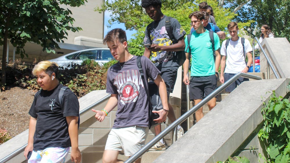 Students are seen walking on campus on Sept. 6, 2023, near the Radio-TV building. Indiana University Bloomington welcomed 9,550 students this August as a part of its incoming undergraduate class.