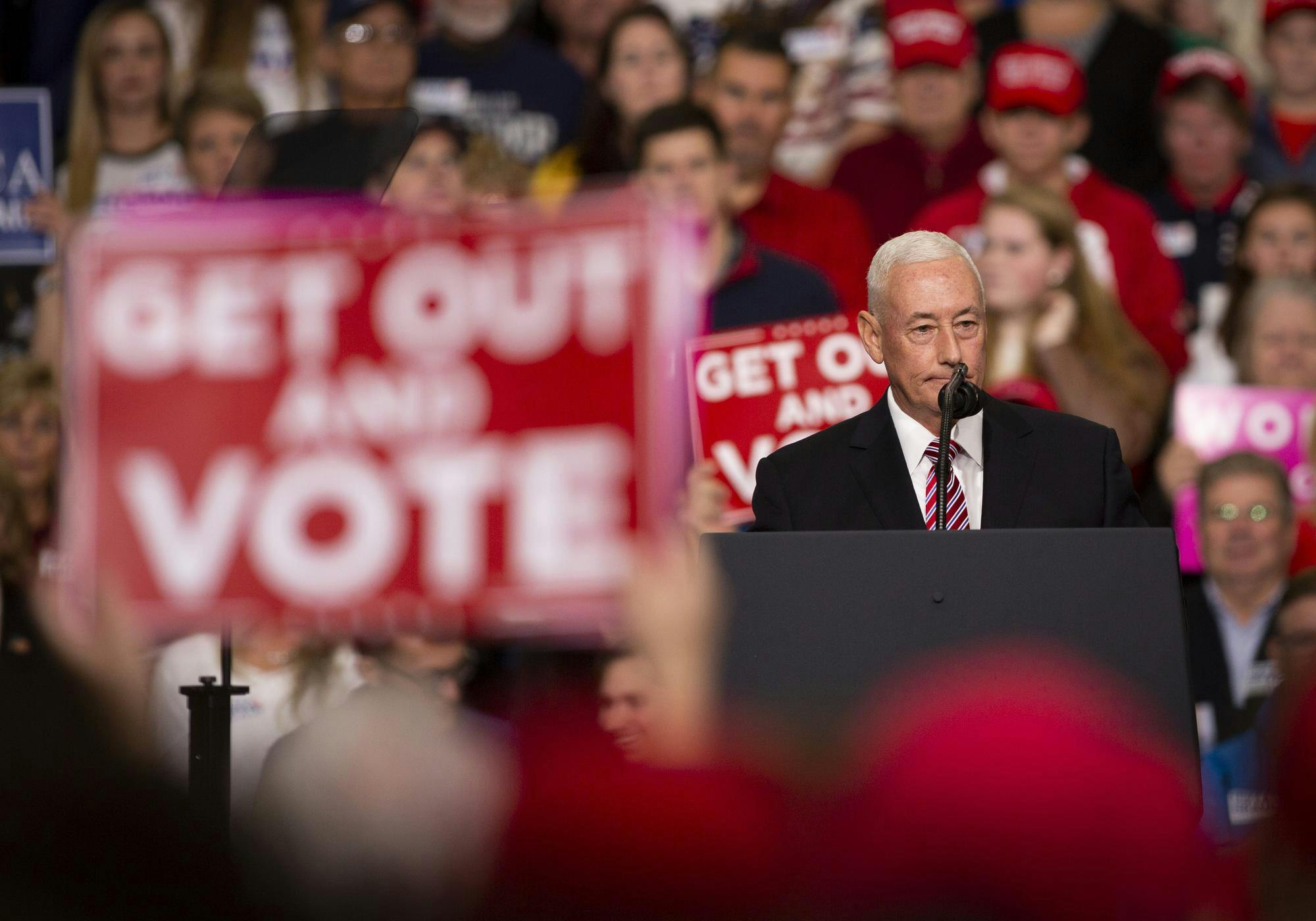 capenceretires011024-jpg