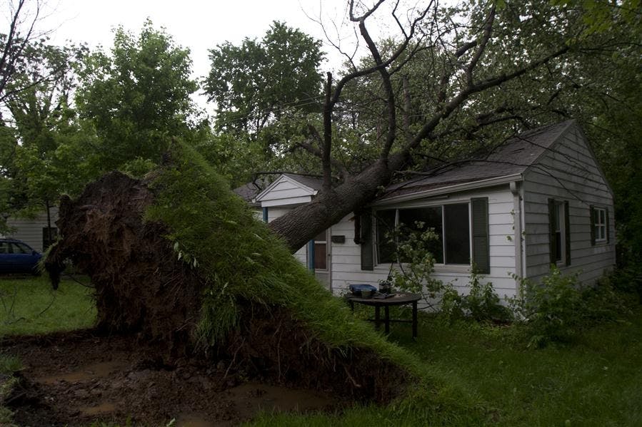 severe weather and storm in bloomington