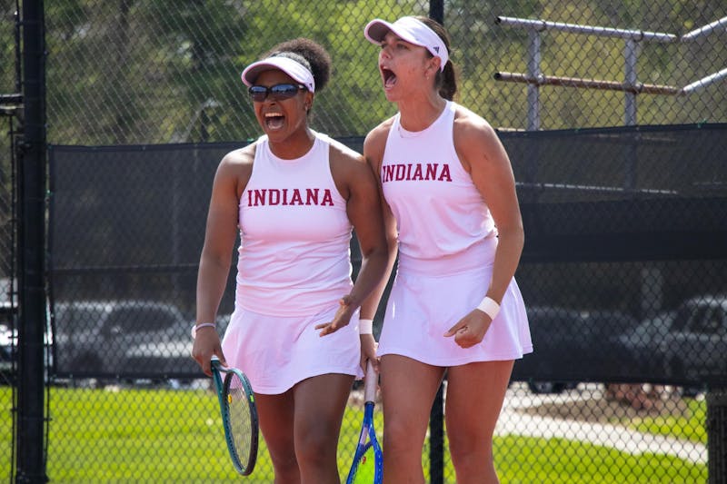 Indiana women's tennis splits weekend set, picks up Big Ten win over No. 53 Penn State
