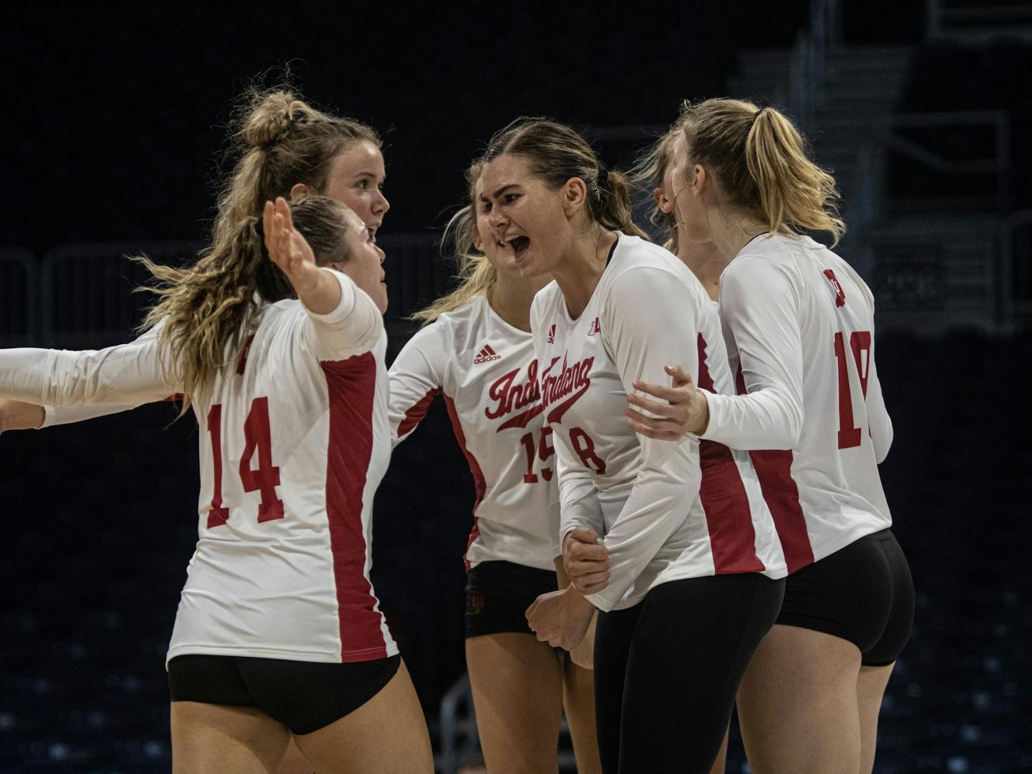 GALLERY: IU volleyball goes undefeated in Top Dawg Challenge tournament
