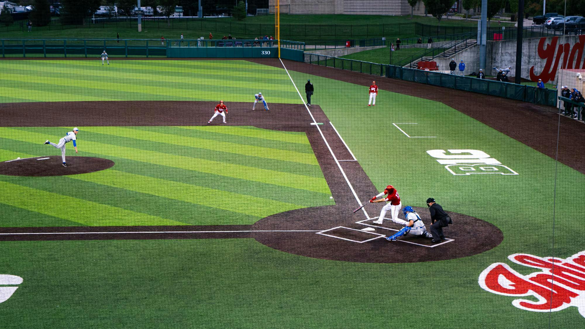 vibaseball101626-5.jpg