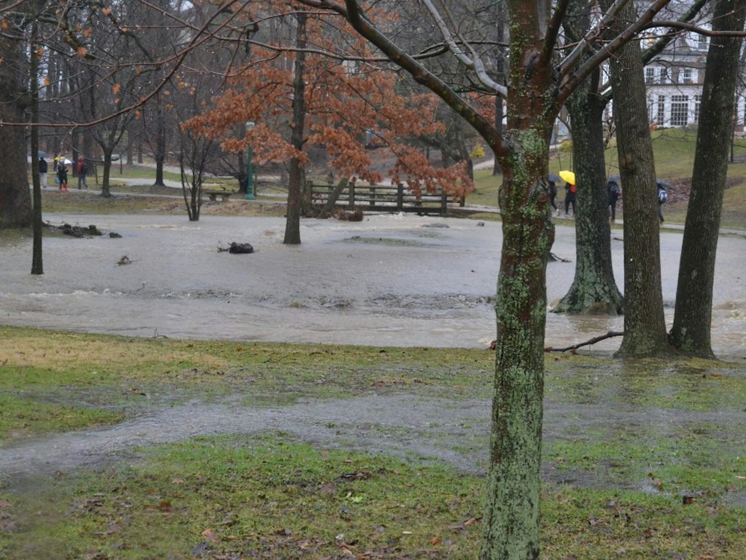 GALLERY: Rain sweeps IU's campus
