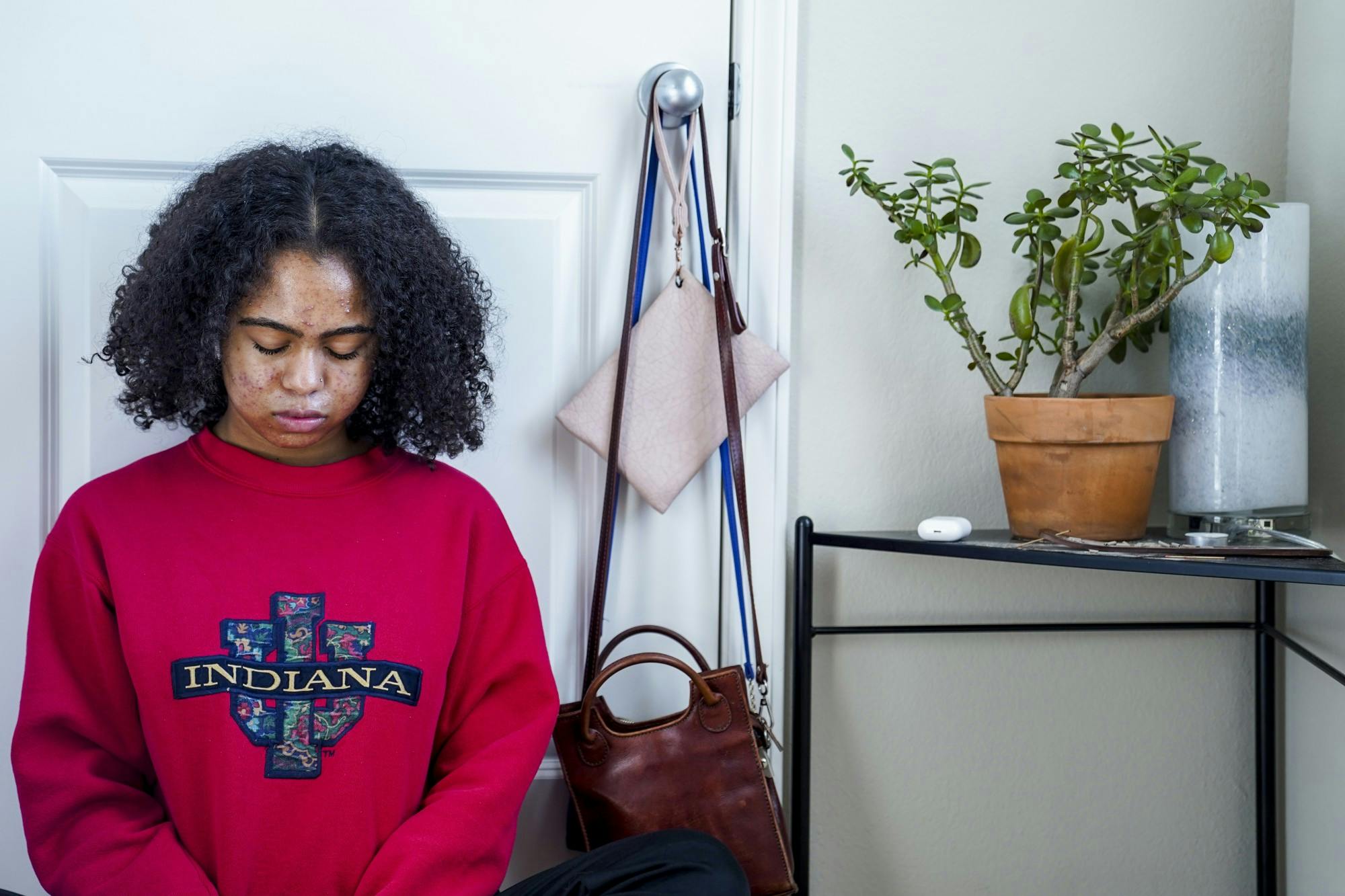 Aluko does her morning meditation Nov. 6 at her apartment. She perfers to mediate in the morning to get a good start to her day and to do it while there are fewer distractions. 