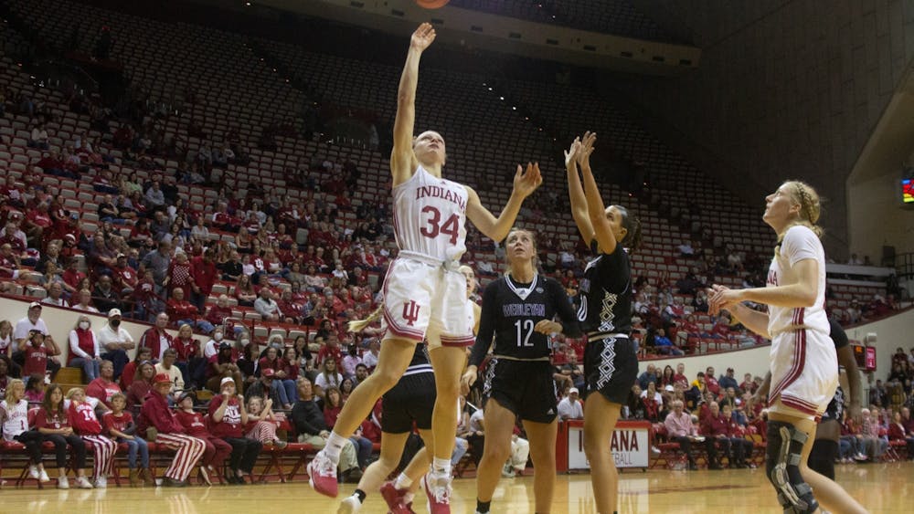Graduate guard Grace Berger goes up for a basket against Kentucky Wesleyan University Nov. 4, 2022, at Simon Skjodt Assembly Hall. Indiana will travel to Knoxville, Tennessee to take on the University of Tennessee.