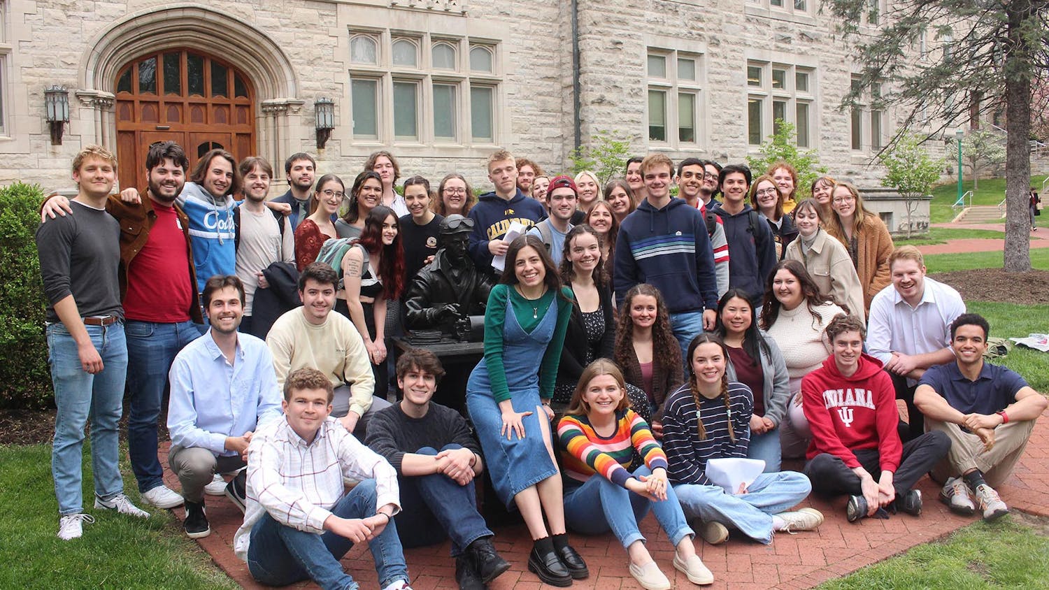 The spring 2023 staff of the Indiana Daily Student gathers for an end-of-the-semester photo outside of Franklin Hall.