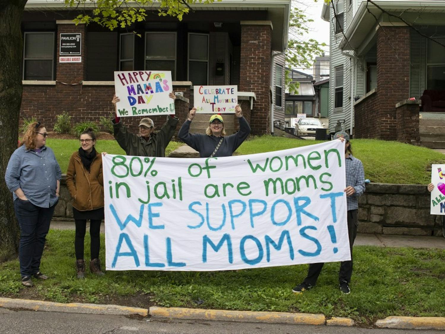 GALLERY: Mama's Day Vigil