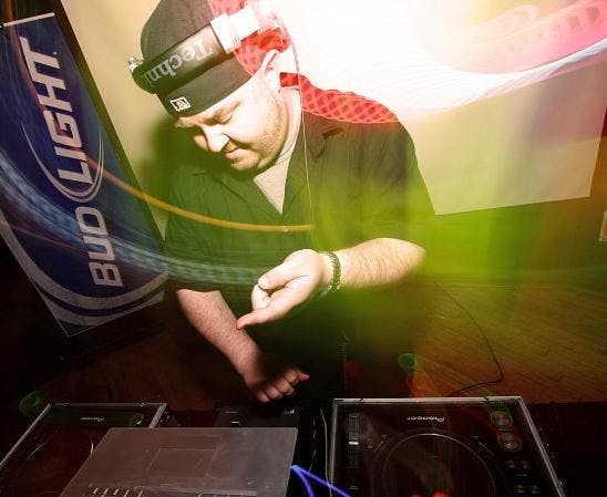 djjj