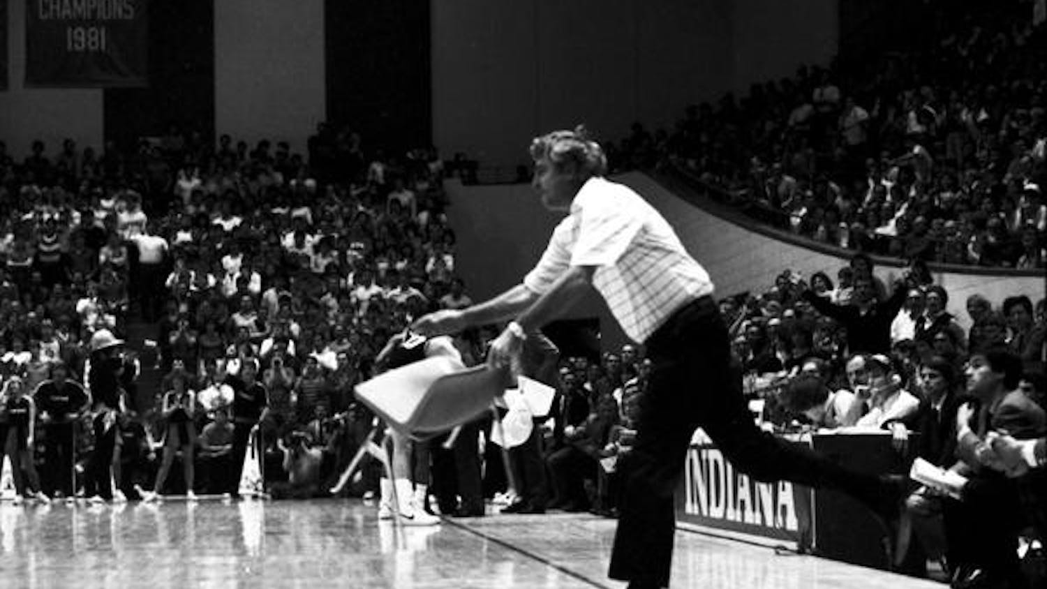 IU ARCHIVES Knight throwing chair v. Purdue 1985.jpg