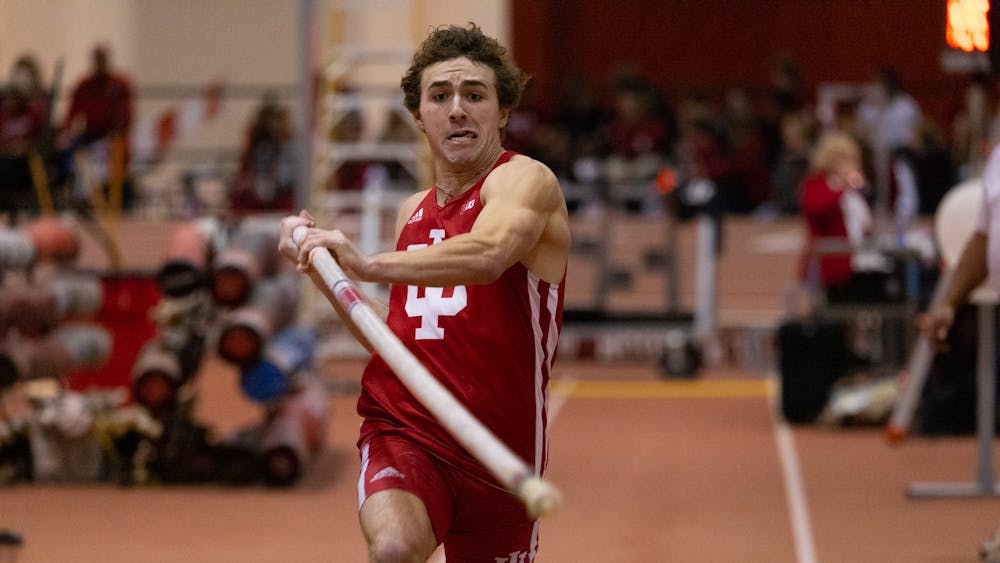 Sophomore Riley Johnston gains speed while preparing to pole vault on Jan. 28, 2023. This weekend, the majority of Hoosiers went to the Louisville Invitational in Kentucky.