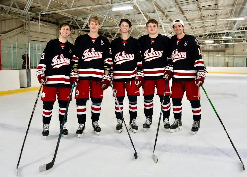 spiumenshockey100326.jpg