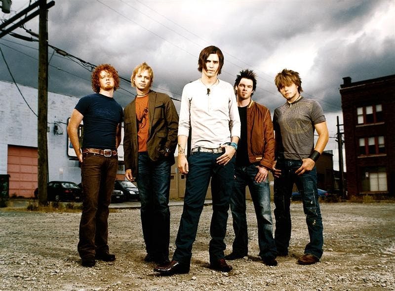 Hinder really know how to take it to the limit.