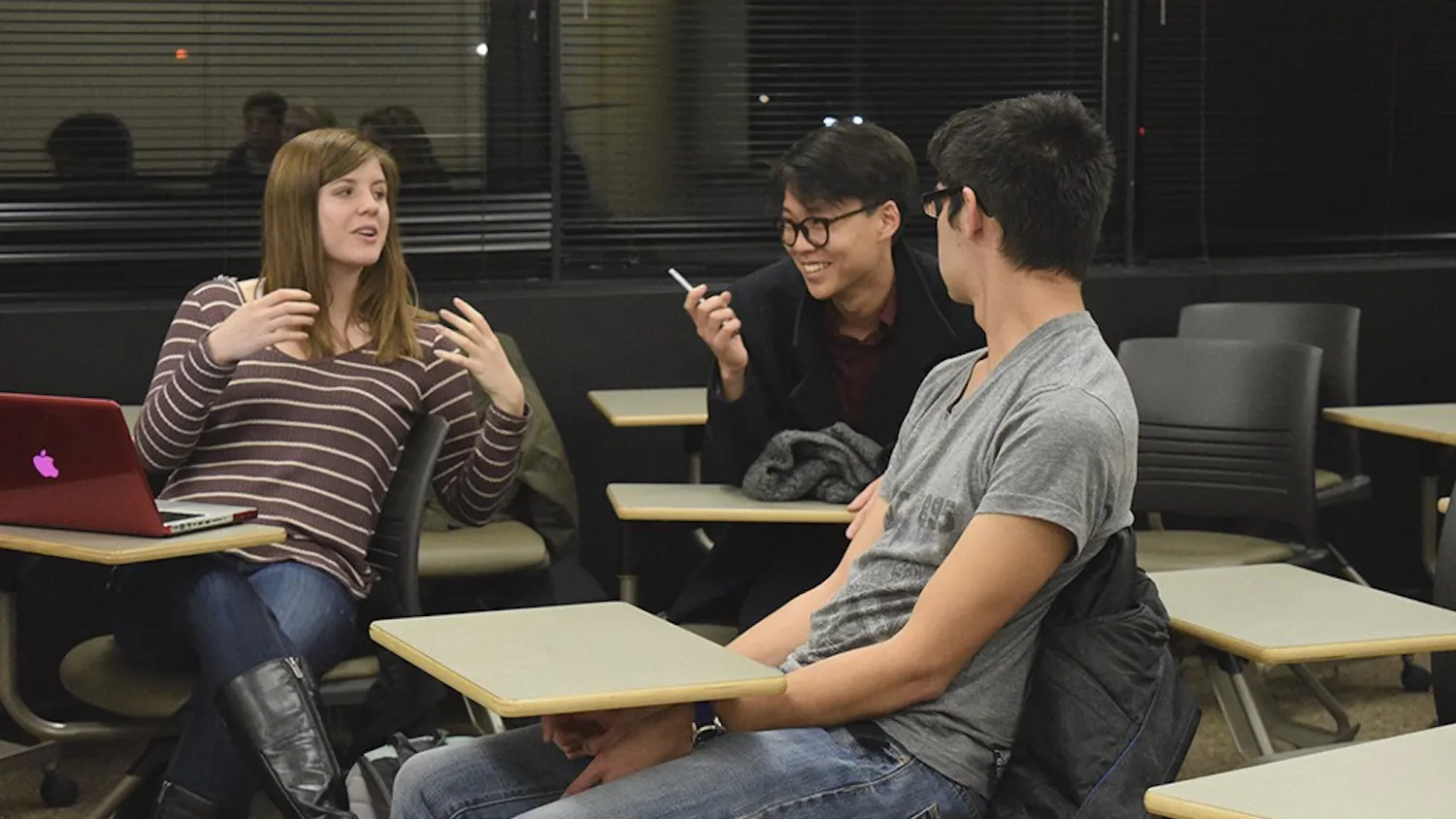 IU students discuss safety problems on and off campus during the Student Safety Forum Wednesday evening at the School of Public and Evironmental Affairs. The Student Safety Forum was organized by IUSA.