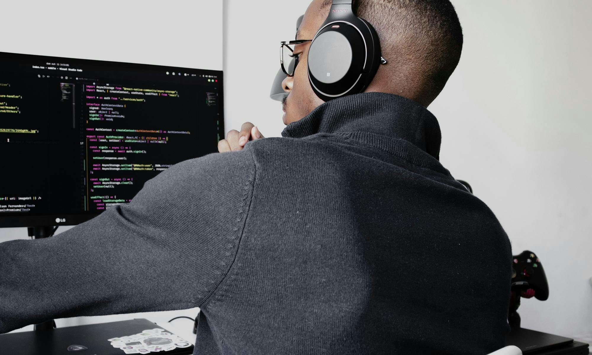 nubelson-fernandes-Bv2FCJoh8XM-unsplash (2).jpg