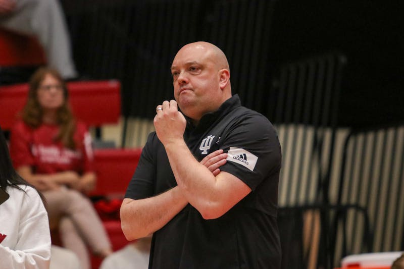 Indiana volleyball head coach Steve Aird extends contract through 2031