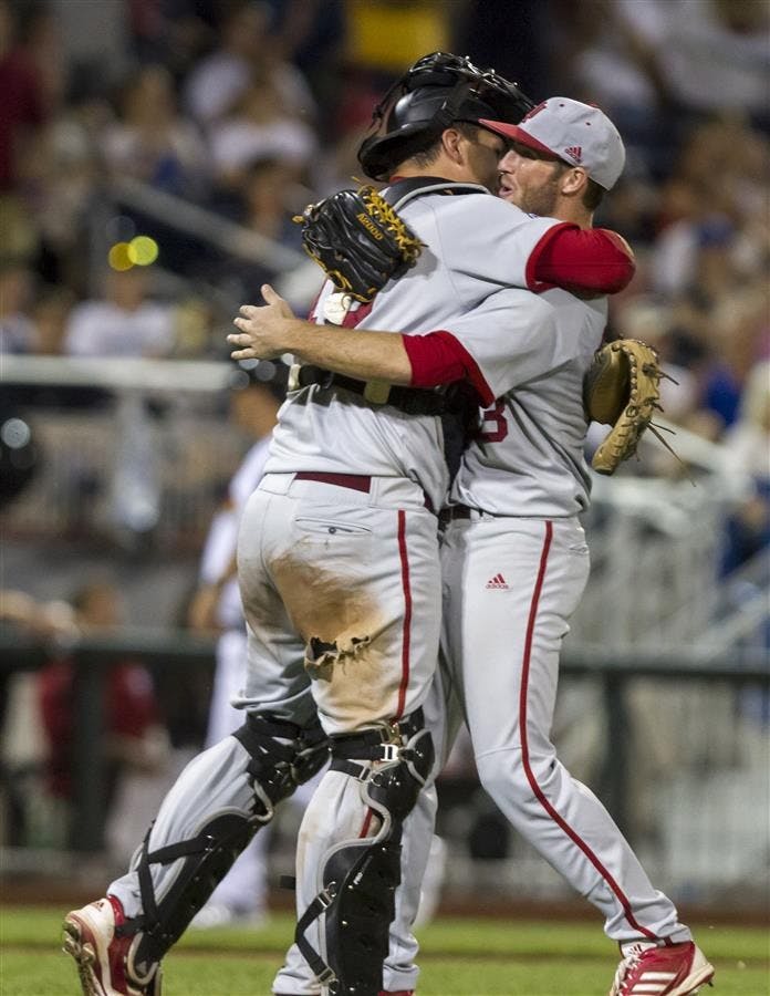 College World Series: Game 1