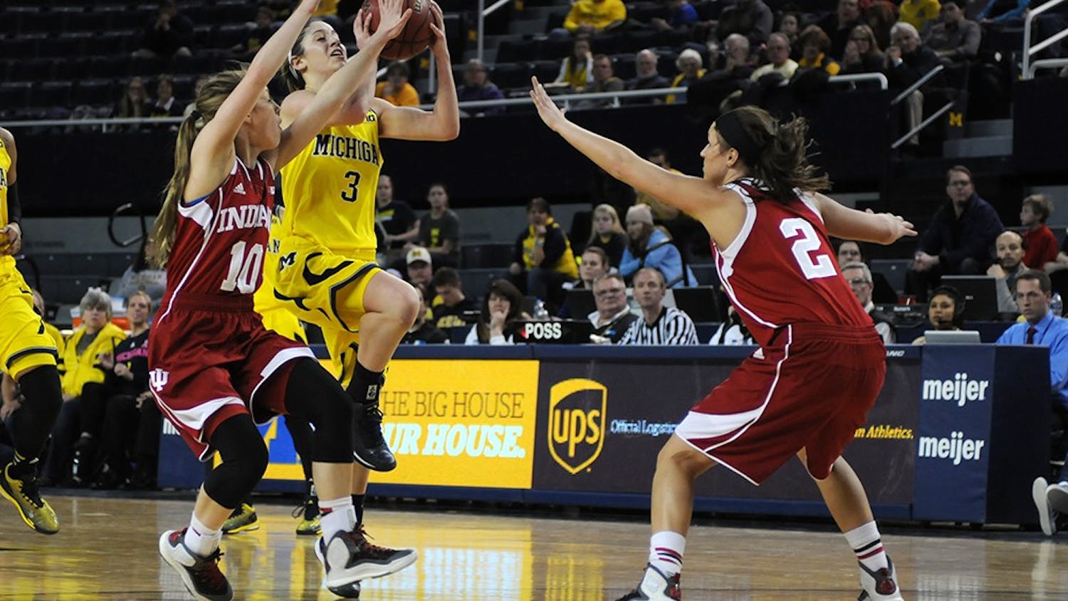 The Wolverine Women's Basketball Team play Indiana in Crisler Arena Wednesday. Michigan won 68-52. (Rita Morris /Daily)