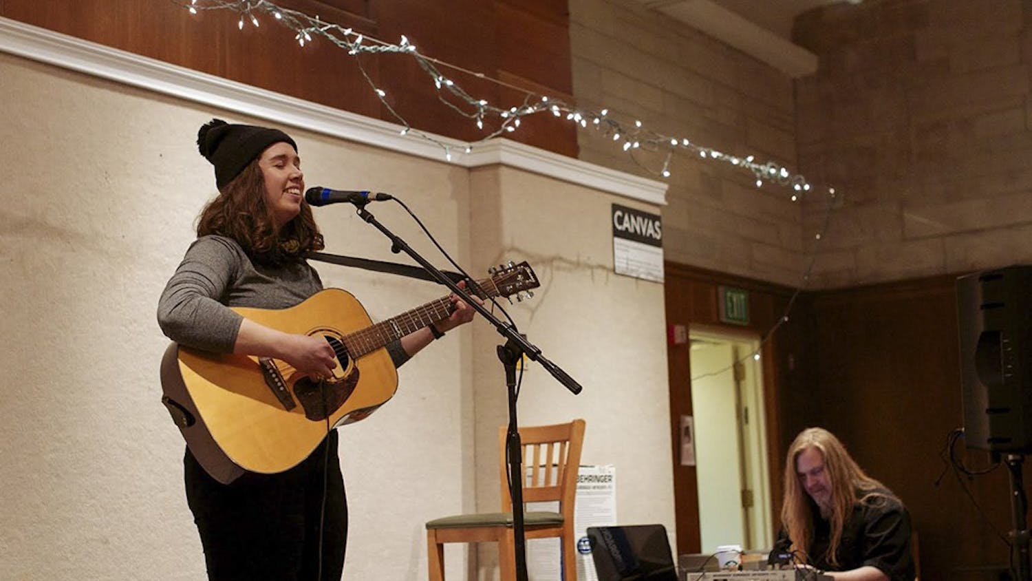 Biz Strother performs at Live From Bloomington Presents on Wednesday evening. Local musicians took part in the event that was held at the Indiana Memorial Union Starbucks.