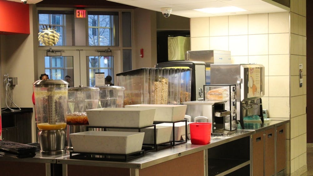 A table between the &quot;Medley&quot; and the beverages includes different breakfast options for students on March 26, 2023, in the Forest Dining Hall. Director of IU Residential Dining Ken Field noticed the growing popularity of students using the Scratch Café and felt the need to expand the area.