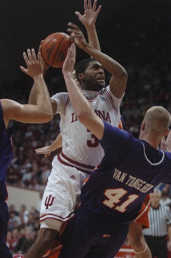 Men's Basketball v. Evansville