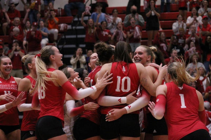 No. 24 Indiana volleyball sweeps head coach Steve Aird’s alma mater No. 19 Penn State
