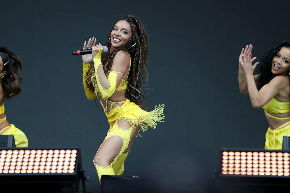 enttinashe092826.jpg