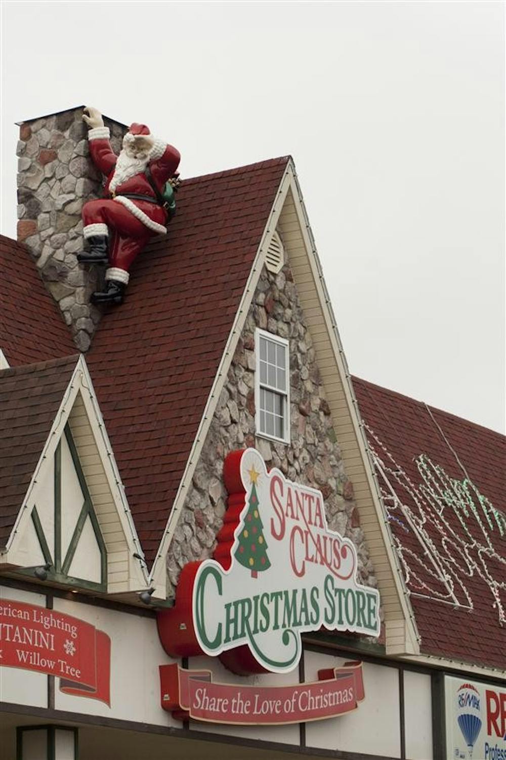 Southern Indiana Man Lives As Santa Claus Indiana Daily