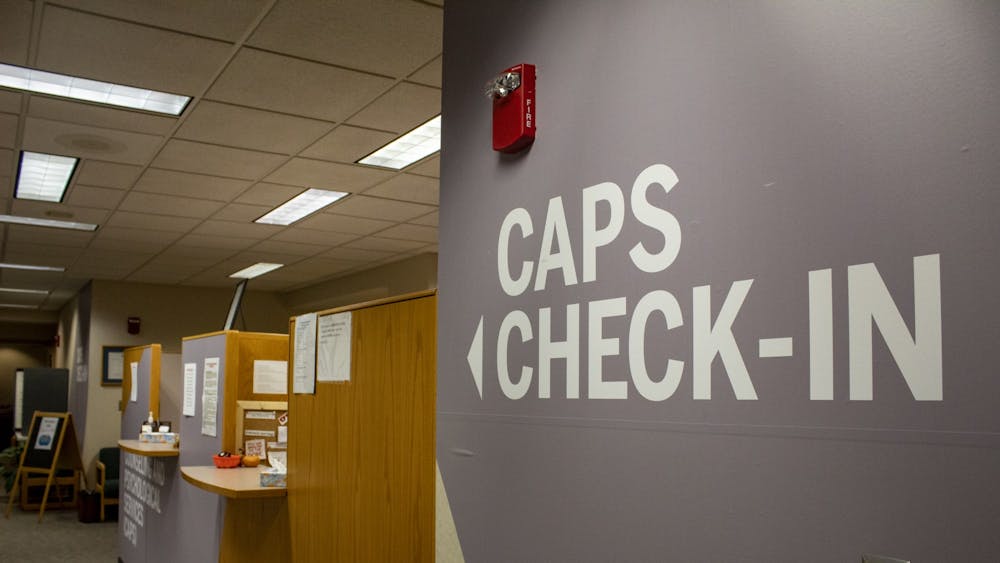咨询和心理服务登记台在IU健康中心的四楼。由于冠状病毒大流行，CAPS将只提供虚拟会议。