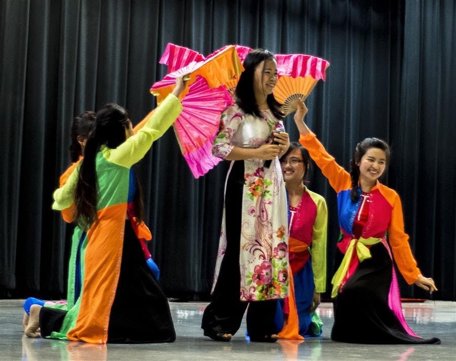 caSoutheastAsianNight CAROUSEL