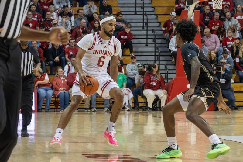 Indiana men’s basketball routs Kansas State, moves to 6-0
