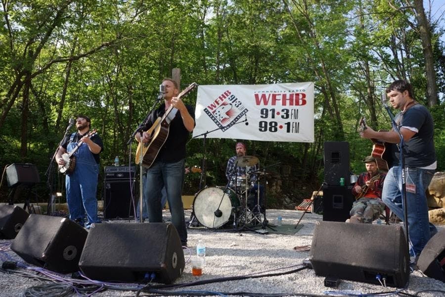 entAcousticRootsFestival