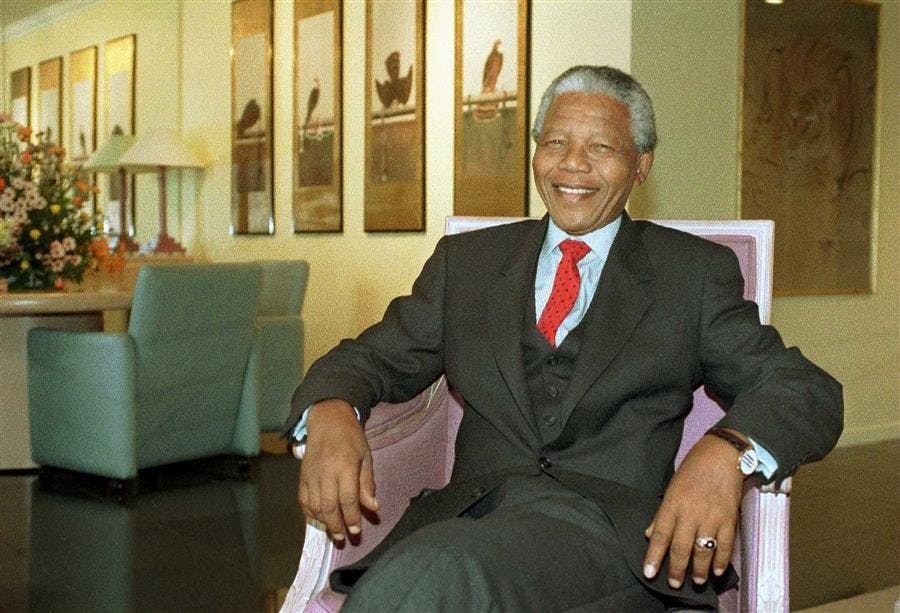CAROUSELMandela