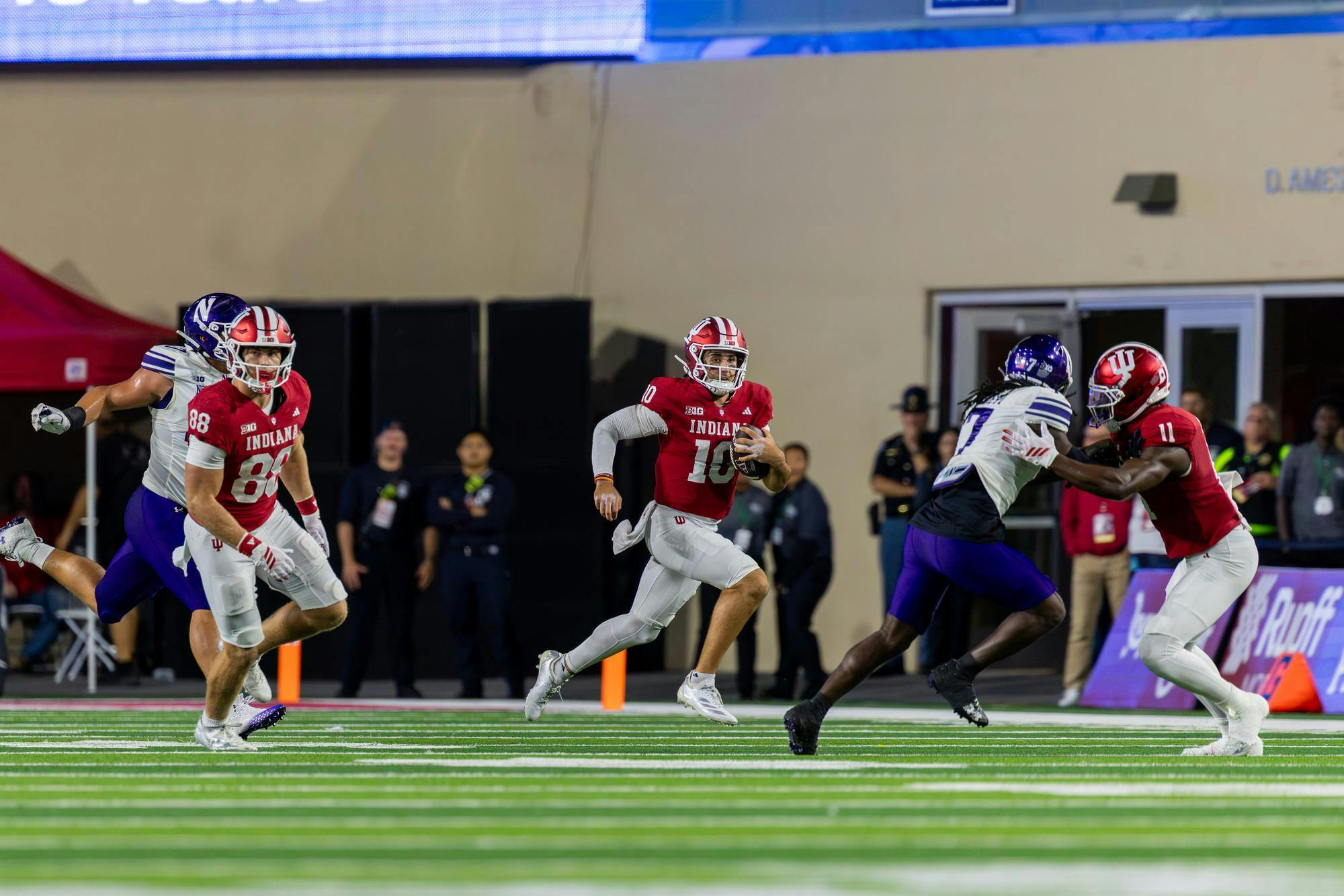 20260925_Newett_vs.Northwestern_2854-2.jpg