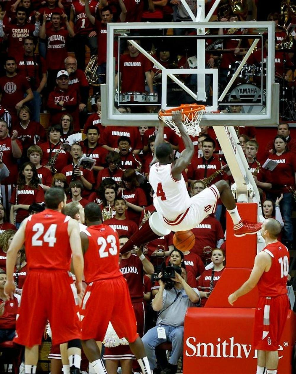 Basketball v Stony Brook