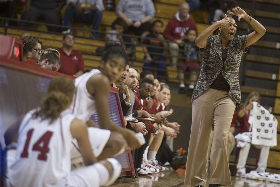 Womens Basketball v. Alaska