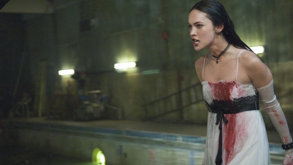 《詹妮弗的身体》于2009年发行。这部电影由梅根·福克斯(Megan Fox)饰演一个被附身的啦啦队长。