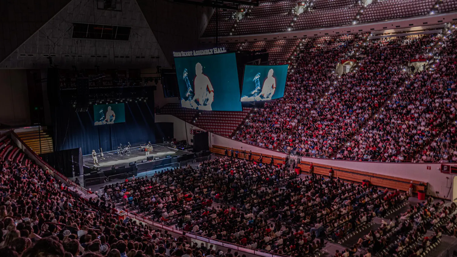 Worship3.jpg