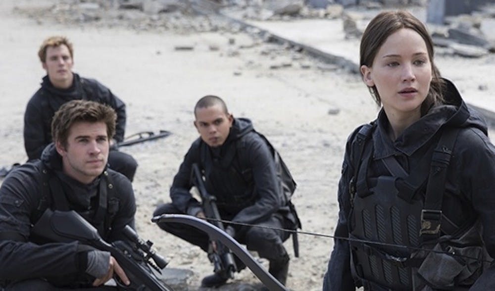 MOMS-CSM-MOVIE-REVIEW-HUNGER-GAMES-MOCKINGJAY2-2-MCT