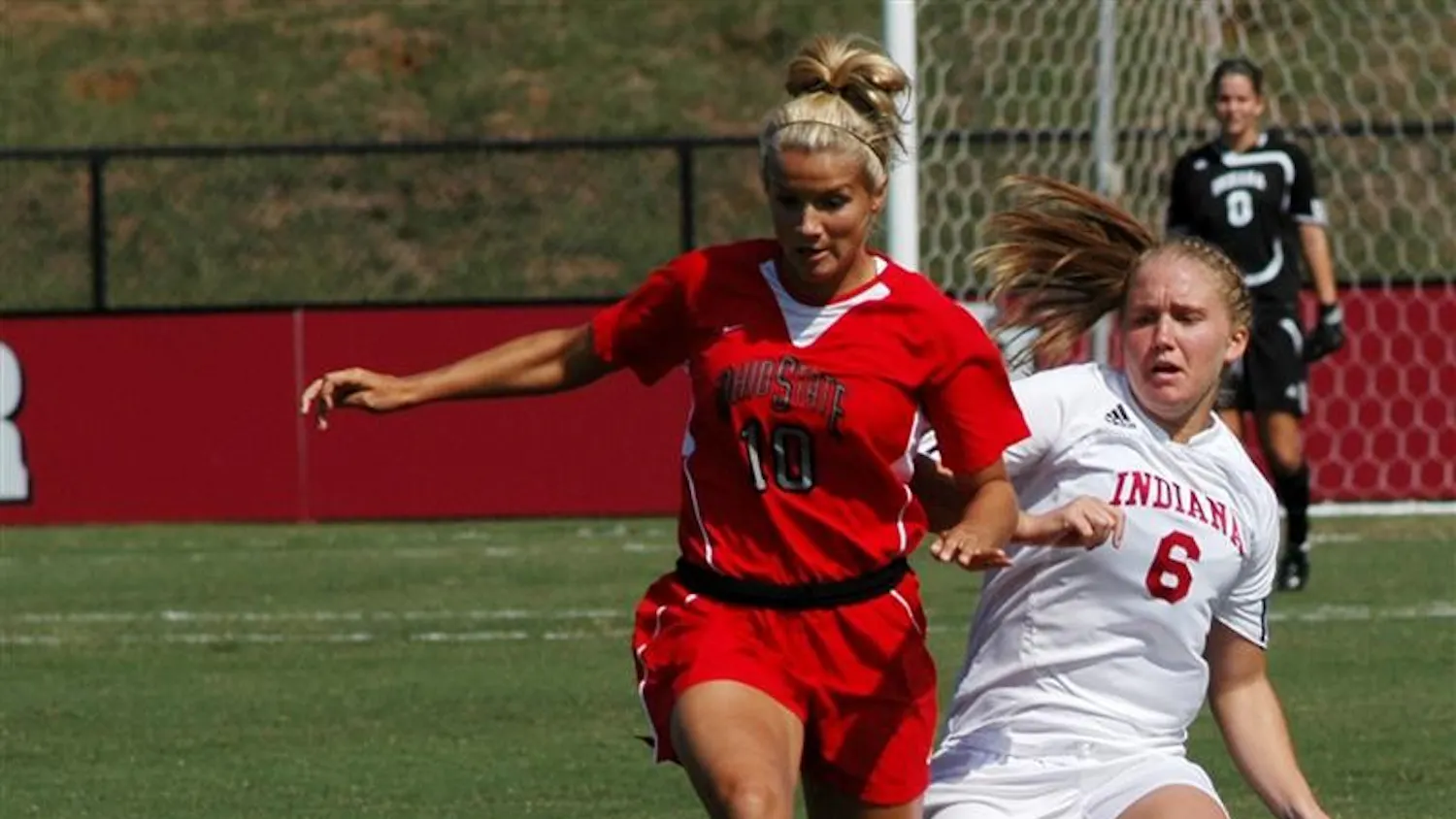 IU's Kerri Krawczak defends Paige Maxwell during a game against Ohio State on Sunday at Bill Armstrong Stadium. IU lost 1-0.