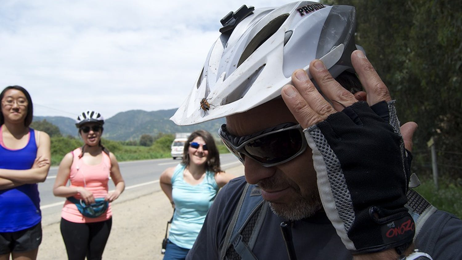  Pablo, our bike tour guide, introduced the group to what Chileans call the "pololo" bug. Pololo means "boyfriend" and the Pololo bug got its name from being annoyingly clingy, like a Chilean pololo, Pablo said. 

