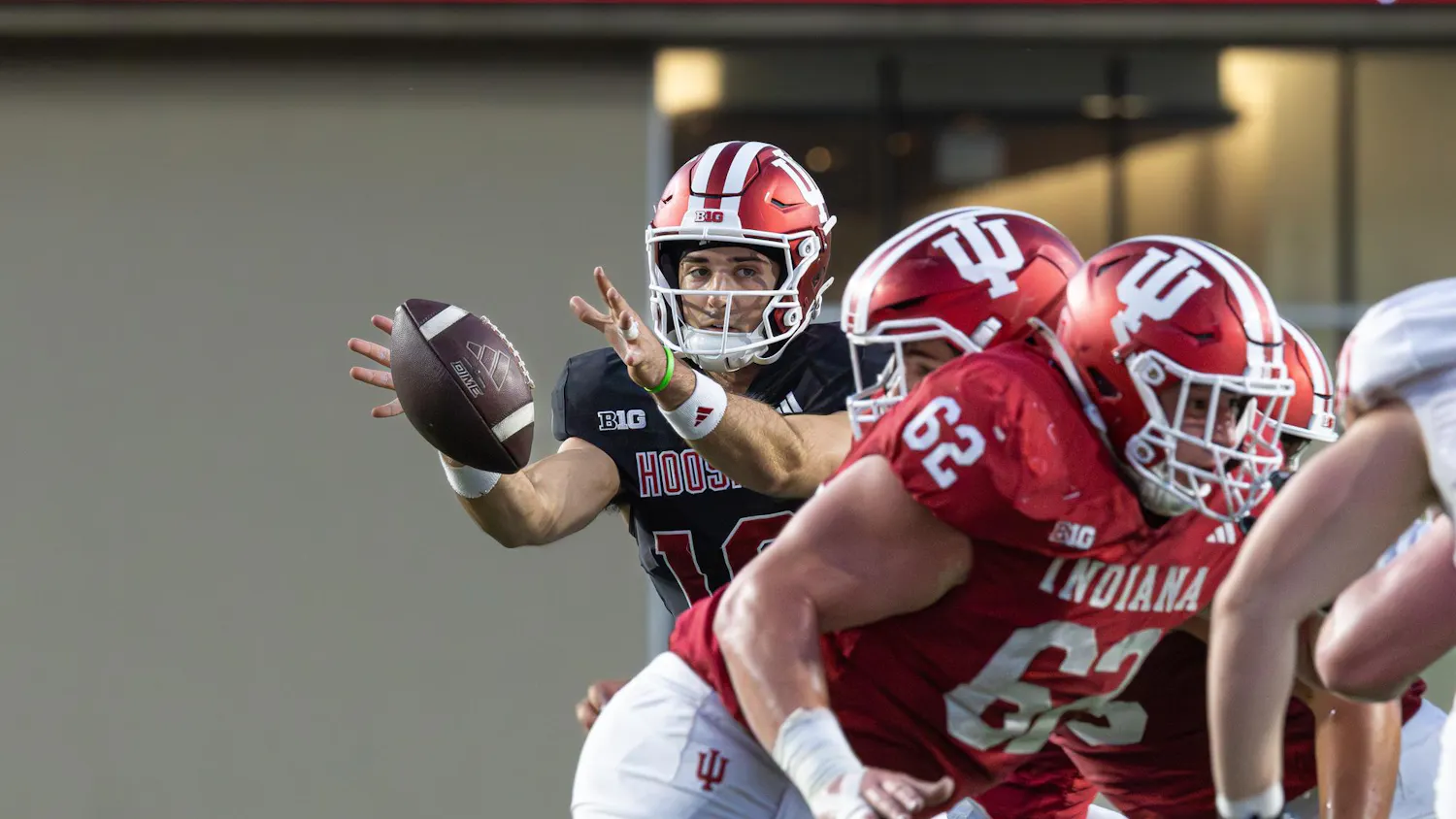 Redshirt senior Josh Hoover catches the hike during Indiana's spring game on April 23, 2026, at Memorial Stadium in Bloomington. This will be Hoover’s first season with the Hoosiers since transferring from TCU.