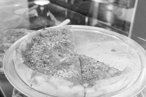 Ronni MooreTHe only Uncle D's in Indiana is on Kirkwood and specializes in Chicago-style pizza.