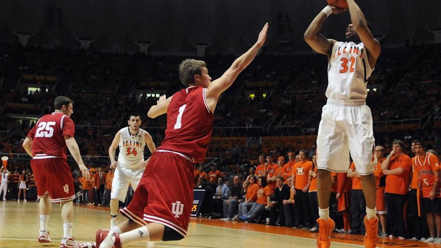 Men's Basketball at Illinois