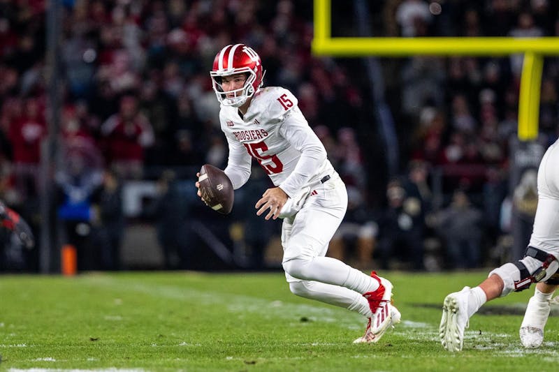 Indiana football, QB Mendoza had a near 4-week break. They look to make history in Rose Bowl