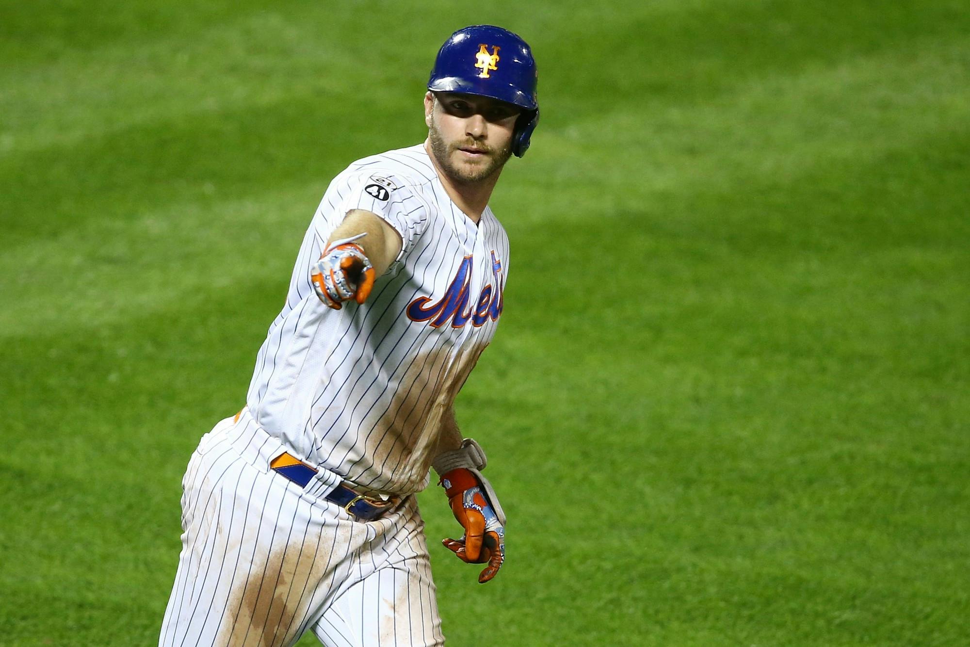 SPORTS-BBN-METS-ALONSO-GET