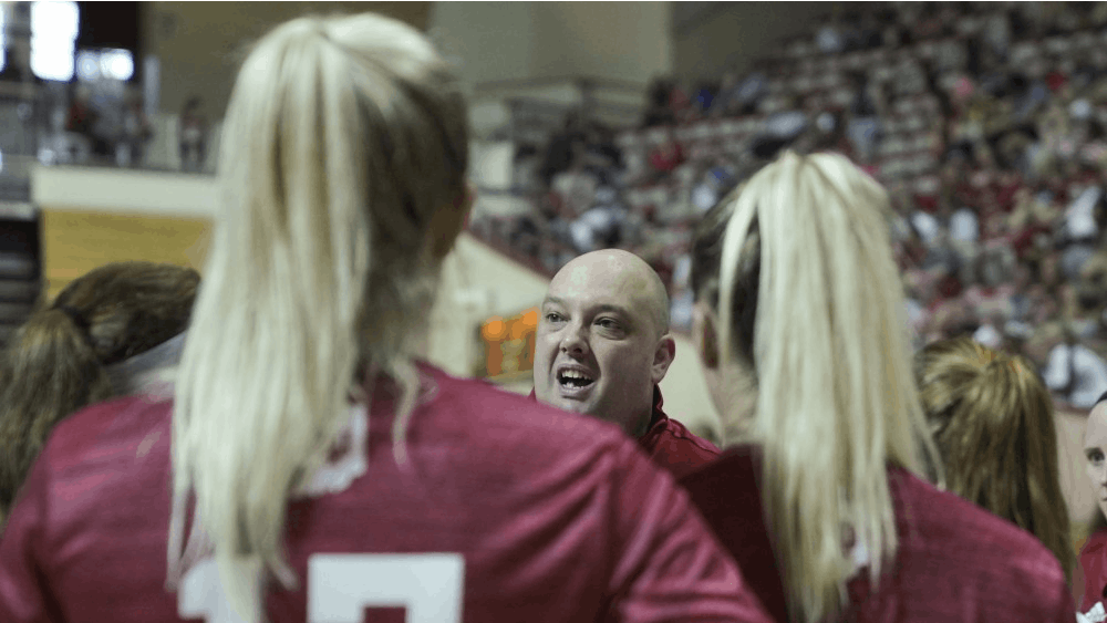 Head Coach Steve Aird instructs his players during a time out at the Cream &amp; Crimson scrimmage in Simon Skjodt Assembly Hall. The IU volleyball team has its first game of the season against Northwestern on Sept. 21 at 7 p.m.