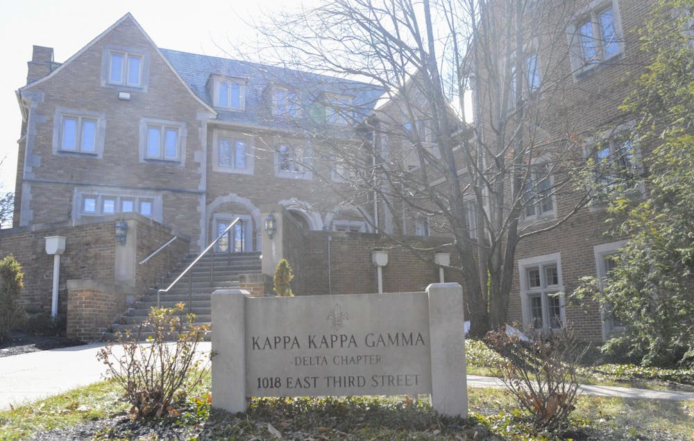 Kappa Kappa Gamma位于东3街，2021年3月1日。该女生联谊会于6月被留校察看。